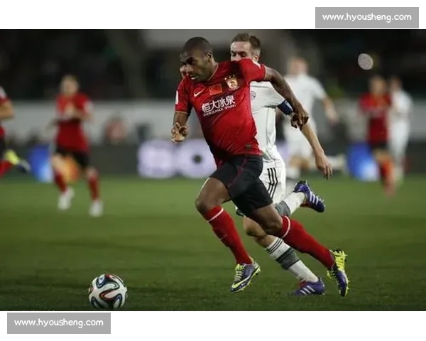 恒大对阵拜仁经典对决全场录像解析与战术回顾巅峰时刻精彩瞬间盘点